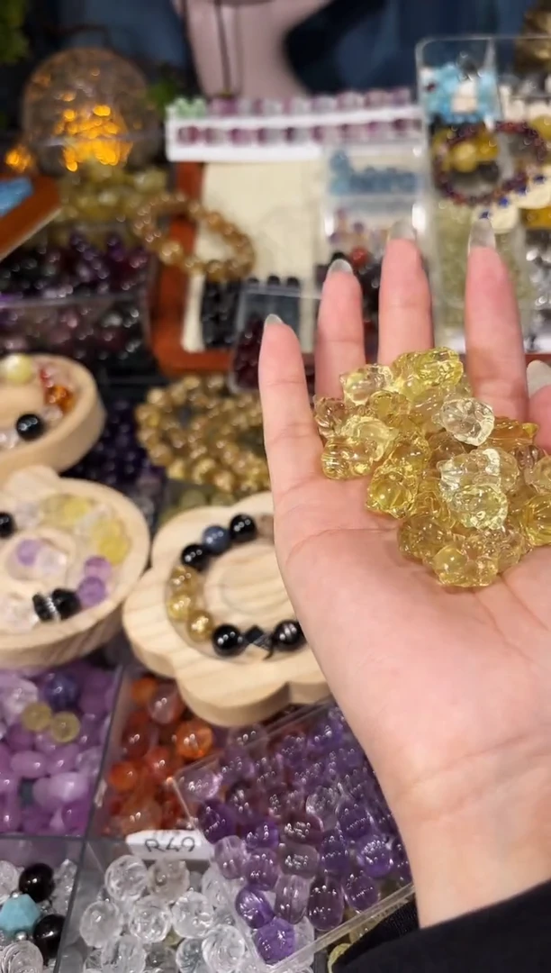 【闪购商品】水晶手串未镶嵌黄水晶凤九一个宽卡11*15