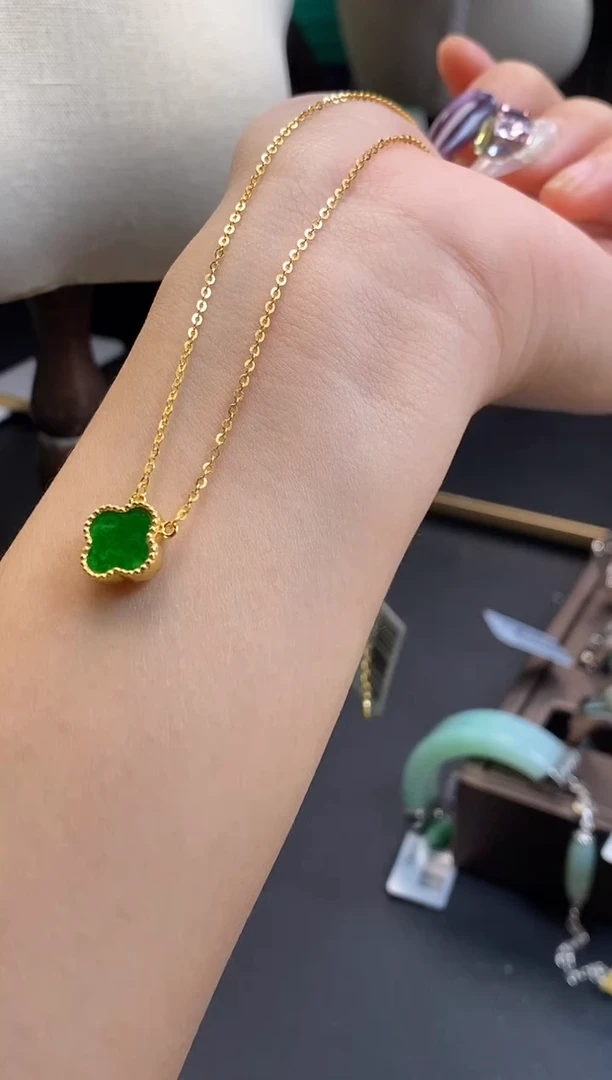 颈饰银S925镶嵌翡翠12625