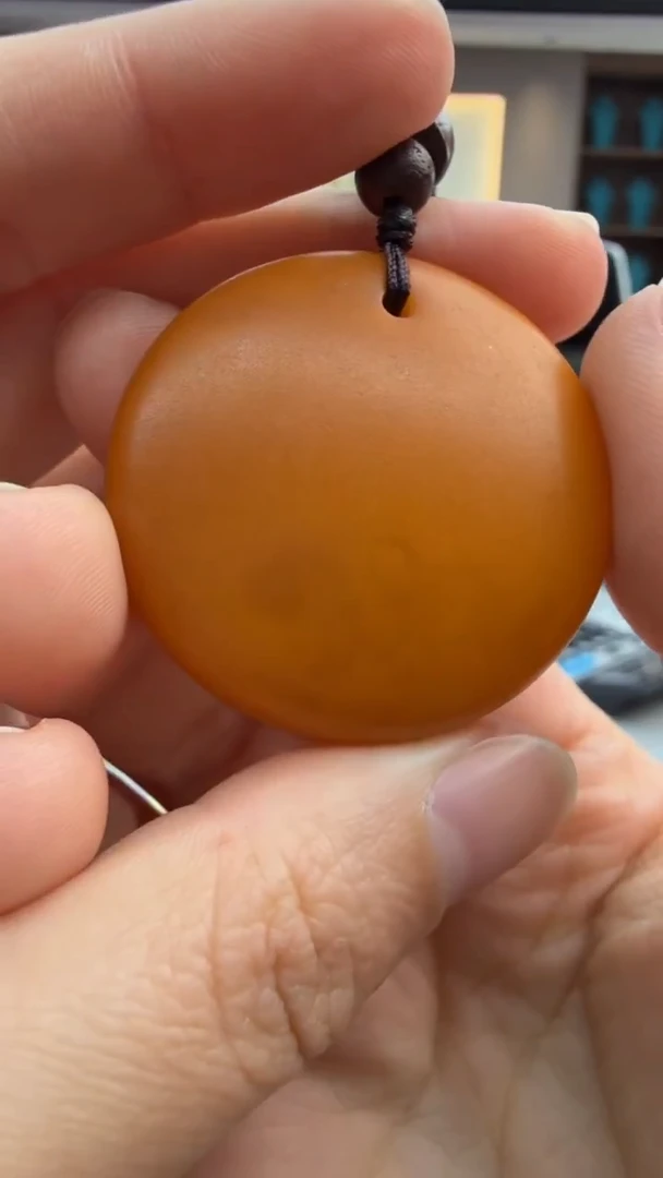 琥珀颈饰未镶嵌364秒拍号 假一罚三