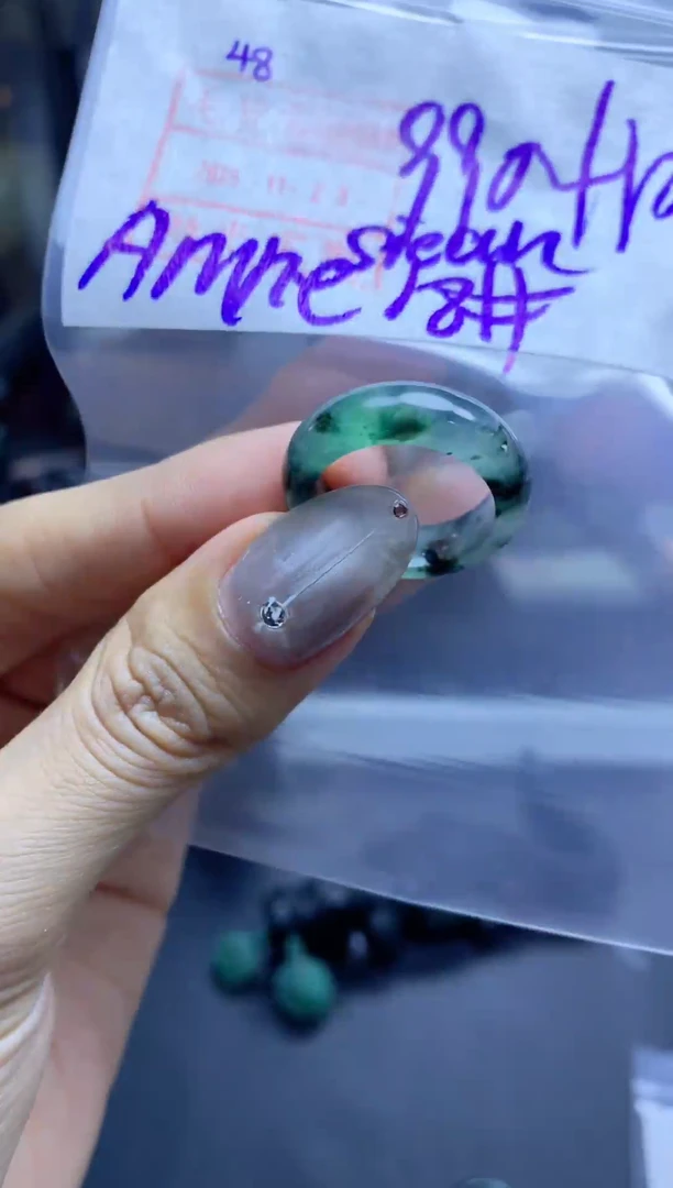 未镶嵌定制翡翠A****n翡翠18*1000元毛货需精抛光