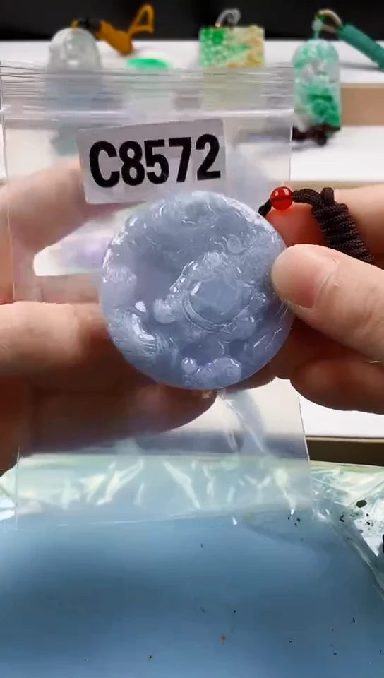 翡翠未镶嵌颈饰天然翡翠吊坠挂件
