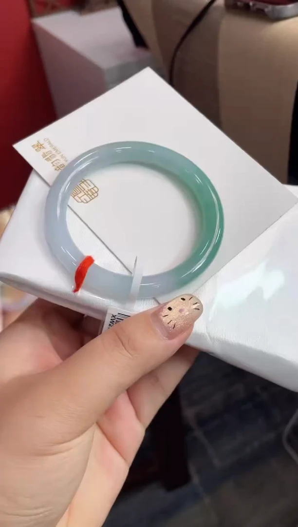 未镶嵌手镯翡翠三天鉴赏期