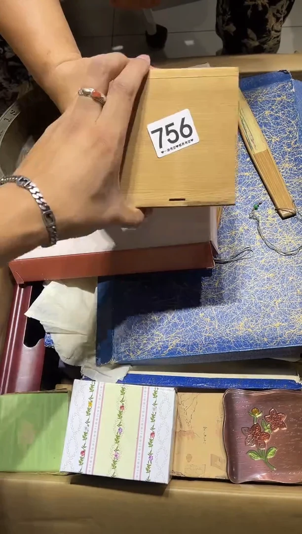 瓷片六**二756.......