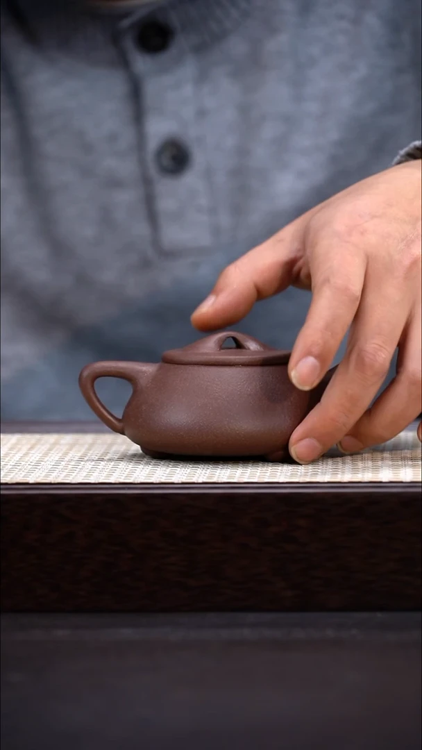 茶壶紫砂LD 粗砂底槽青 小景舟石瓢