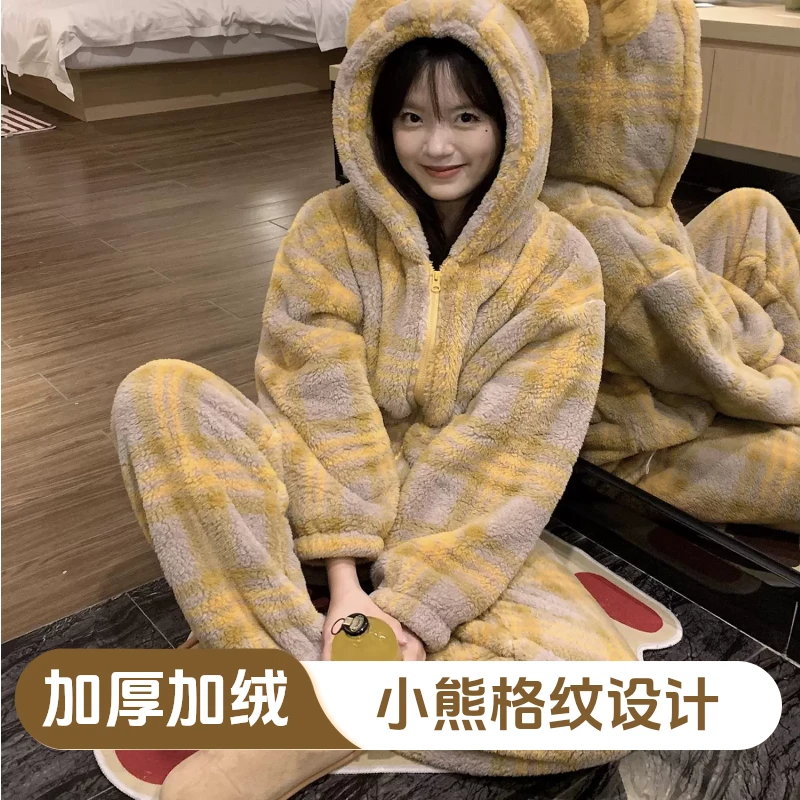 韩版格纹小熊珊瑚绒加厚睡衣女款家居服套装青年适用成人加厚加绒