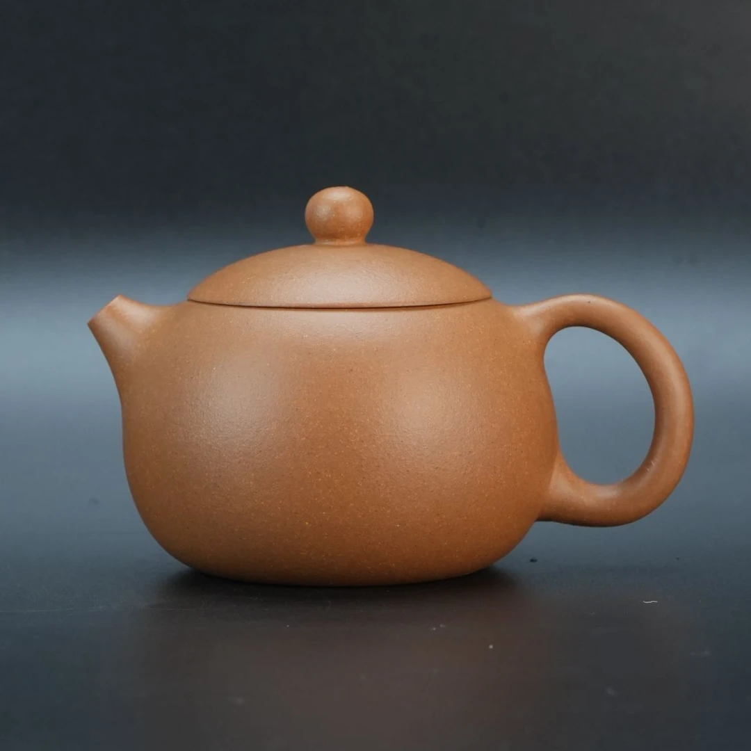 lot20641 308 尊砂茗器 紫砂老段泥西施壶（200cc）