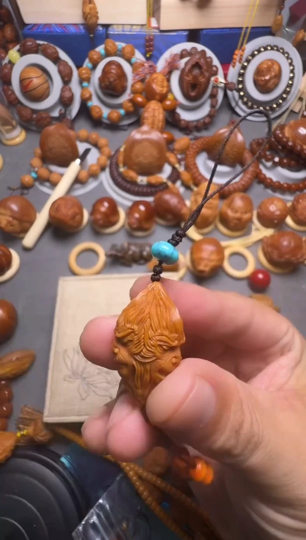 手串橄榄核大圣单子