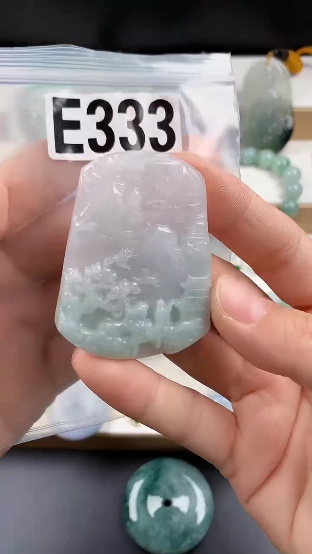 颈饰未镶嵌翡翠天然翡翠吊坠挂件