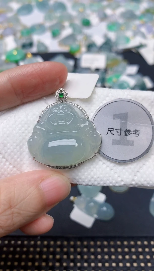颈饰18K金镶嵌翡翠天然缅甸A货翡翠