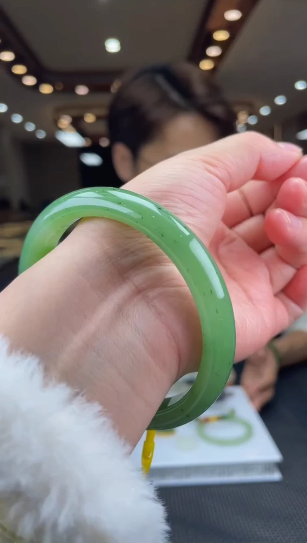 【闪购商品】定制和田玉天然和田玉拍一发一