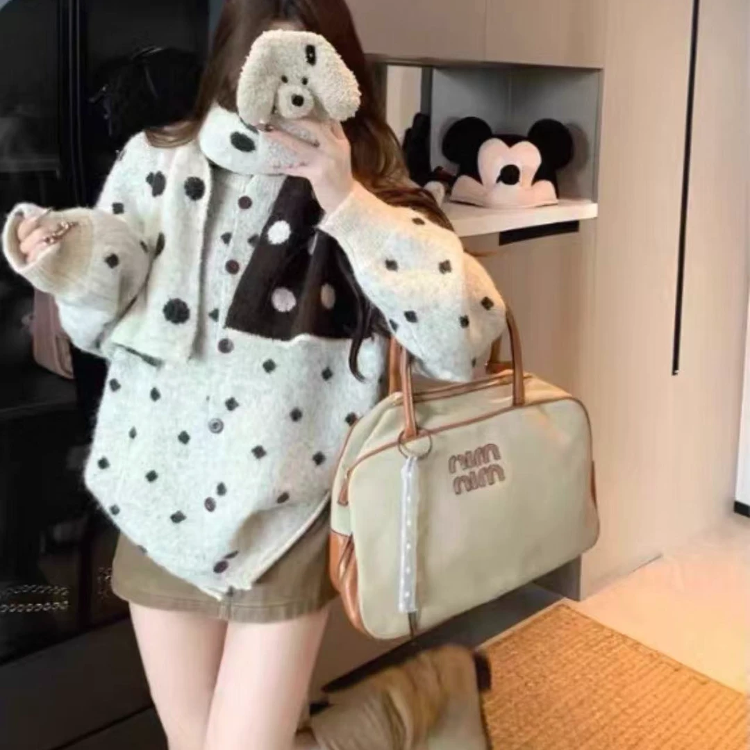 婷婷家配围巾复古波点毛衣针织开衫外套冬装新款百搭显瘦上衣