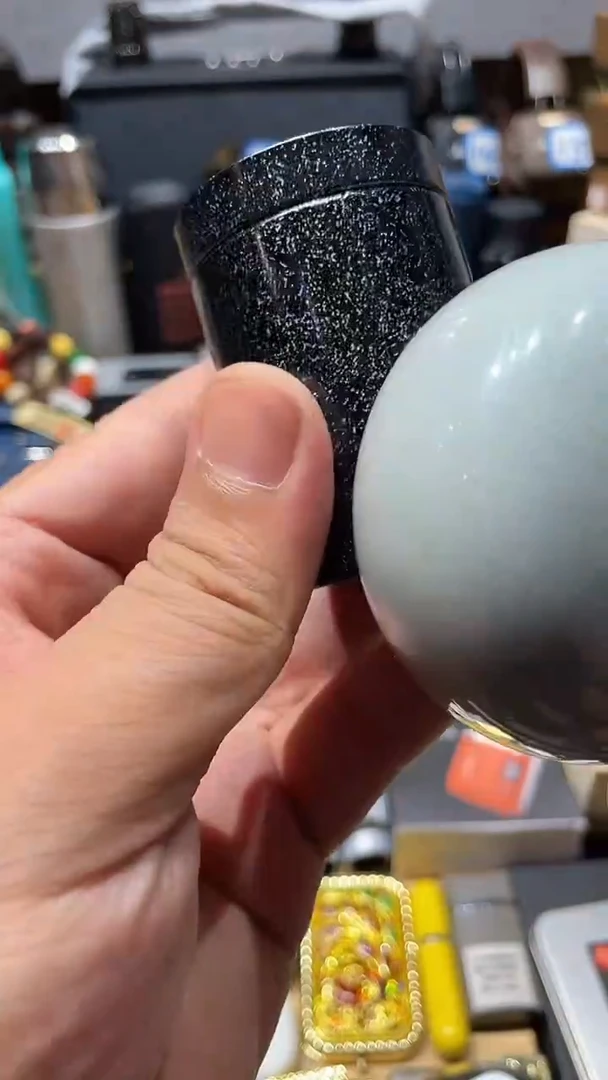 瓷片闪购商品 如图所示