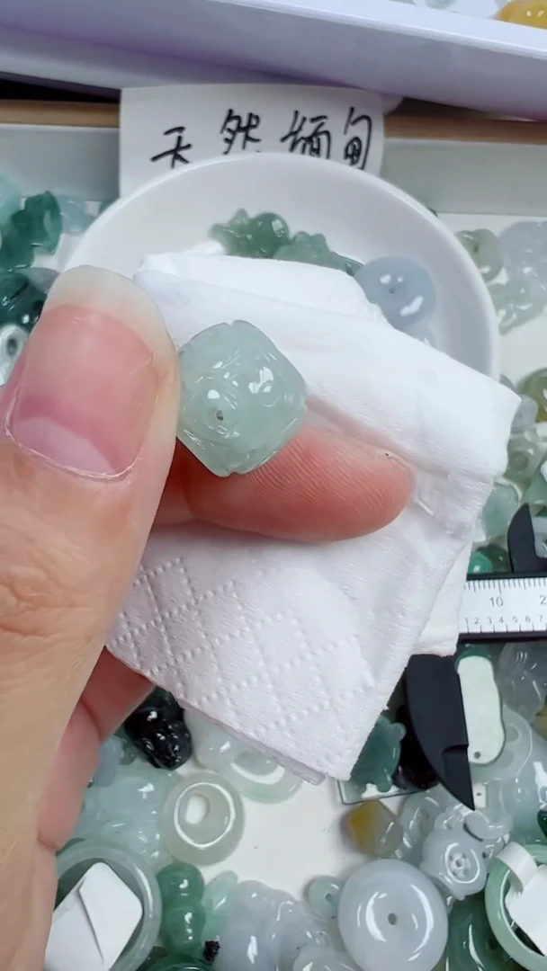 散珠翡翠81号链接，A货翡翠