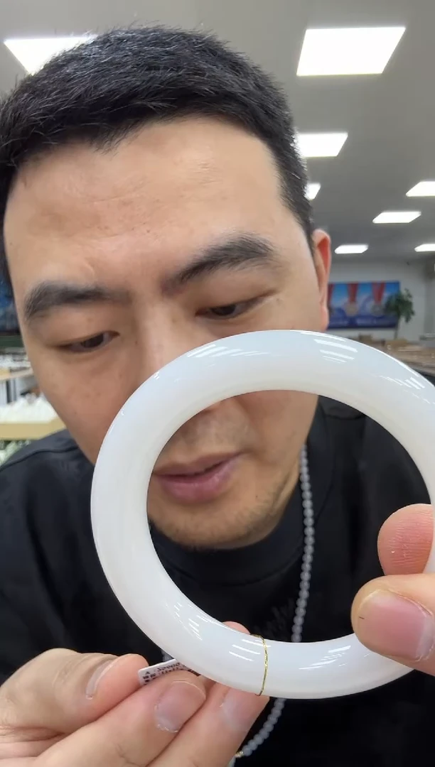 未镶嵌手镯和田玉58  761