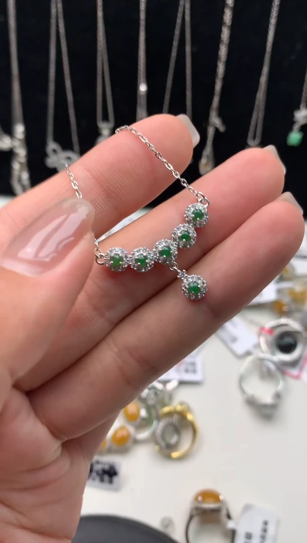 翡翠银S925镶嵌颈饰61