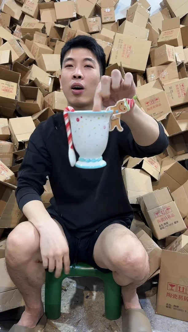 瓷片姜饼人一杯一勺