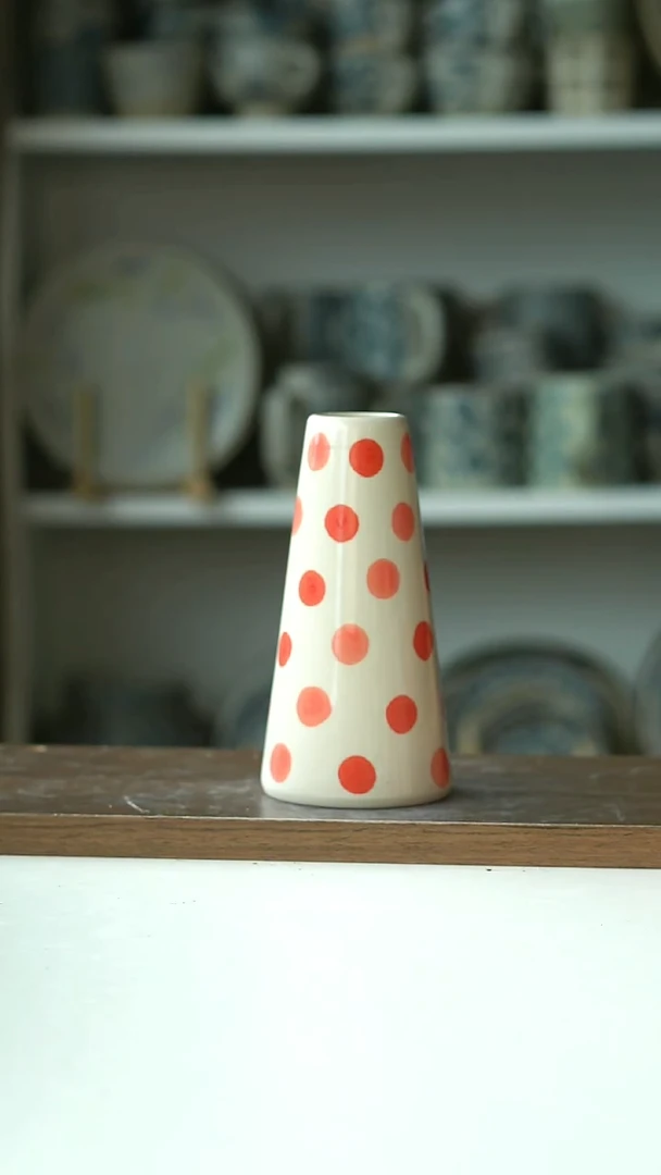 微瑕出日红色波点花瓶14cm@4-2@
