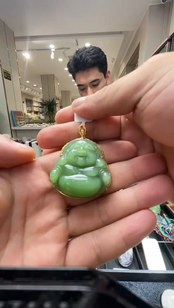 颈饰18K金镶嵌和田玉小艾多样性发货拍一发一