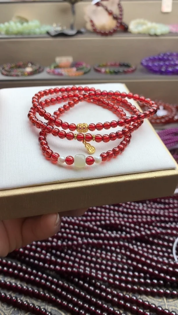 【闪购商品】石榴石手串未镶嵌4.5