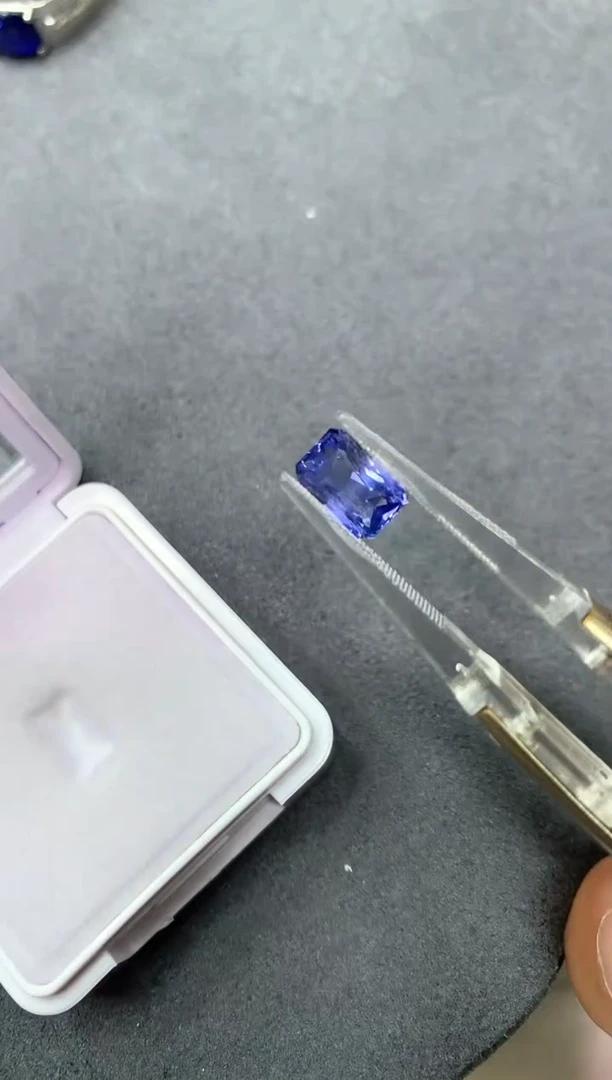 裸石蓝宝石1***-2.59ct GUILD26050