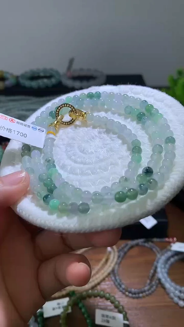 颈饰未镶嵌翡翠多彩项链