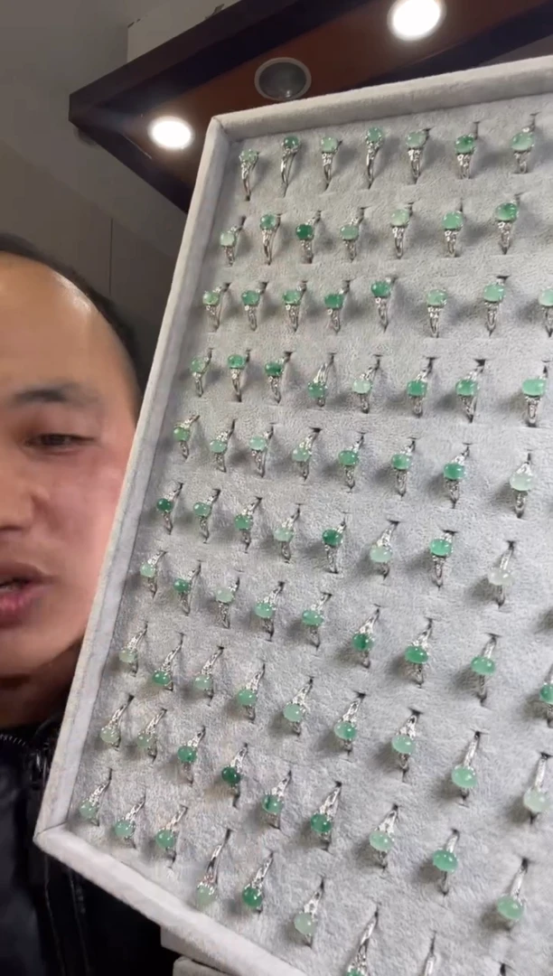 【闪购商品】石英质玉戒指合金戒指