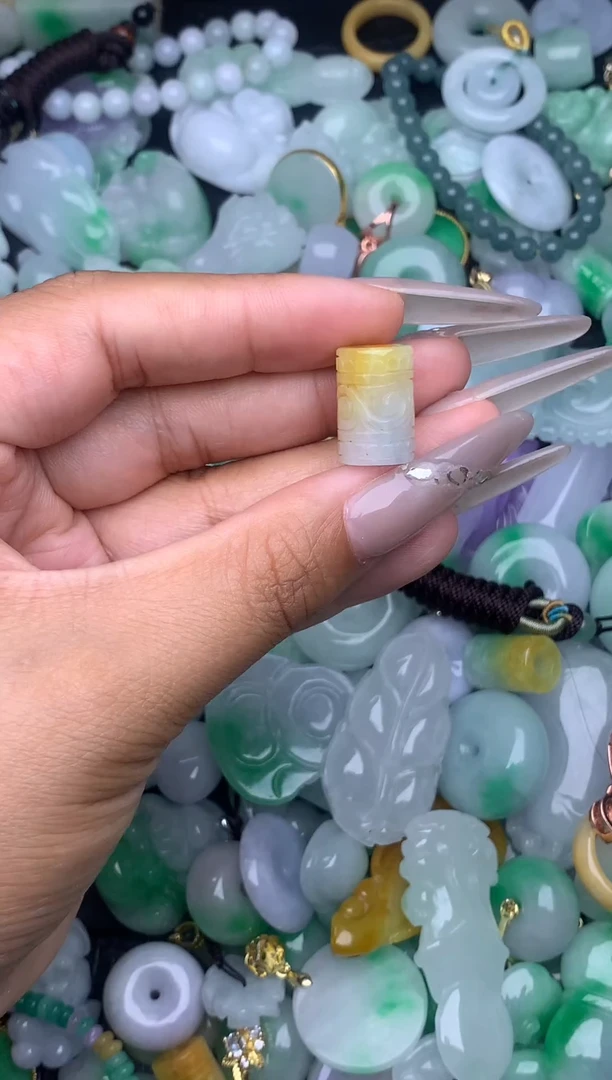 翡翠未镶嵌颈饰天然缅甸翡翠吊坠