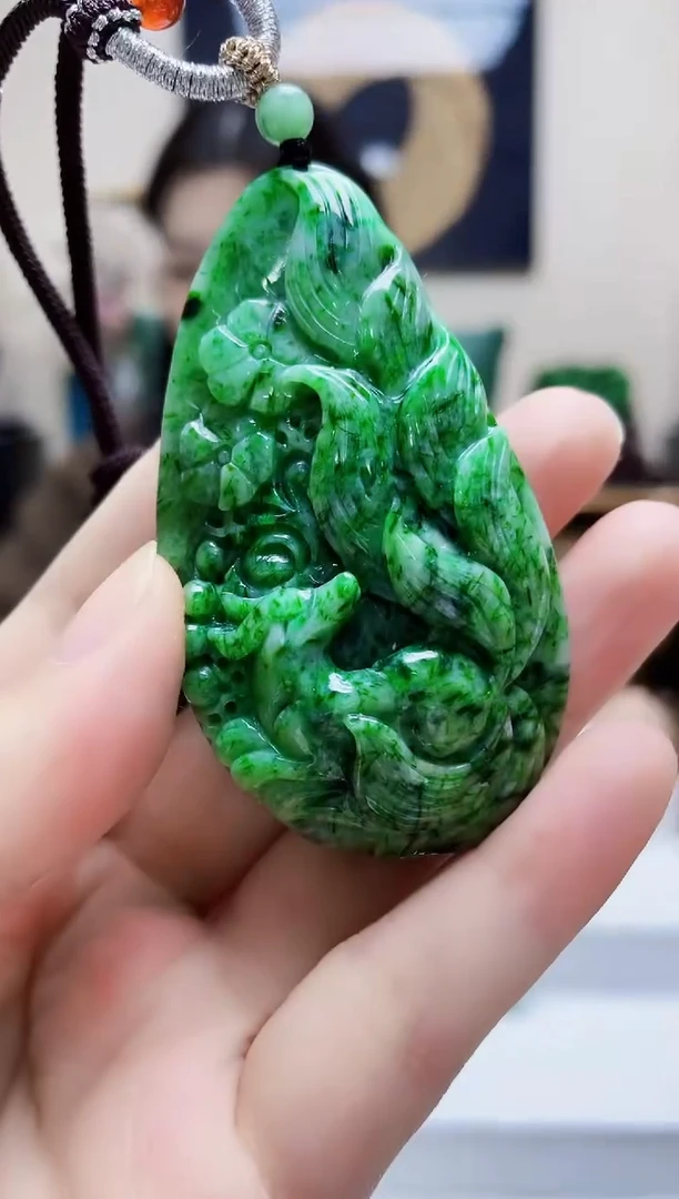 未镶嵌定制翡翠吊坠76