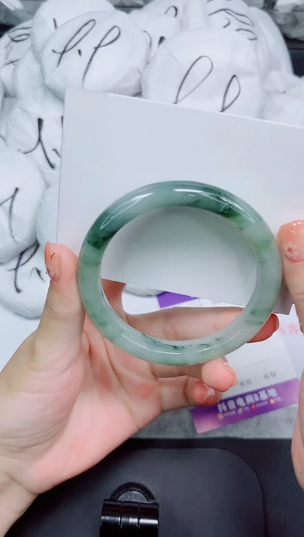 石英质玉手镯未镶嵌35-58