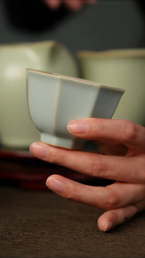 微微瑕 八方杯 无底款