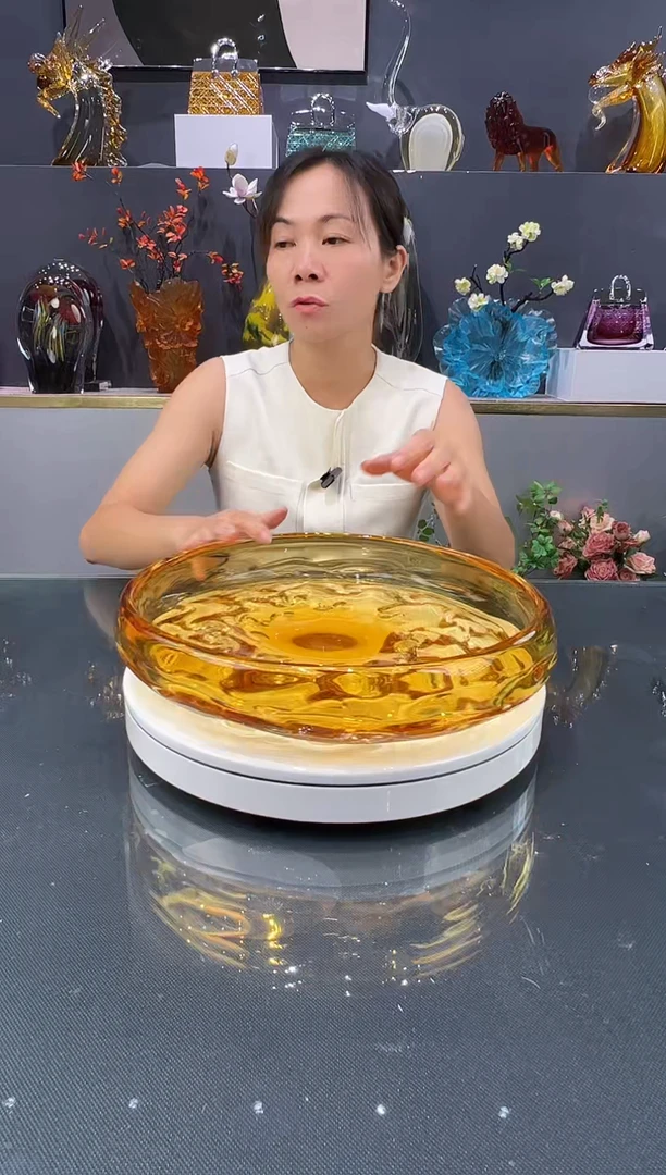 琉璃水晶琉璃果盘1个