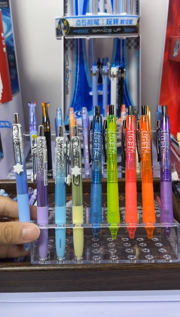 9支笔-霓虹星期五5在逃公主4