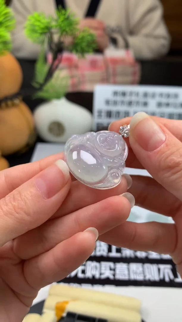 颈饰未镶嵌翡翠小**姐---117601