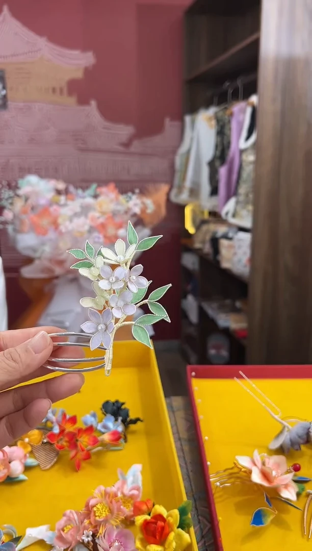 【闪购商品】刺绣非遗绒花（发饰）