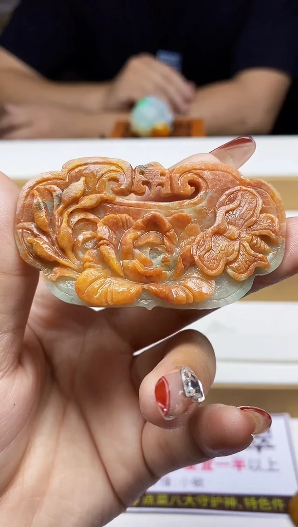 翡翠未镶嵌颈饰翡翠A货