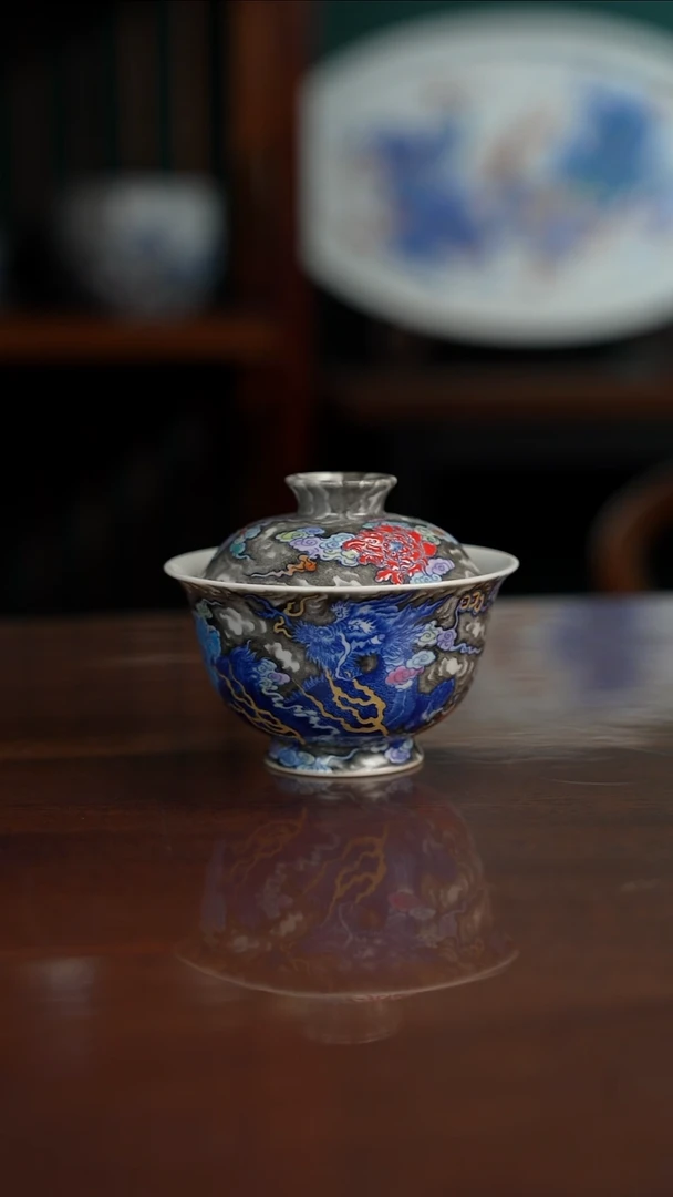 空山明月 新斗彩 麒麟