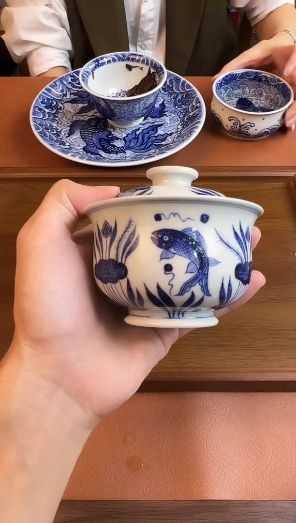 问青坊纯手工手绘青花鱼藻柴窑二才盖碗