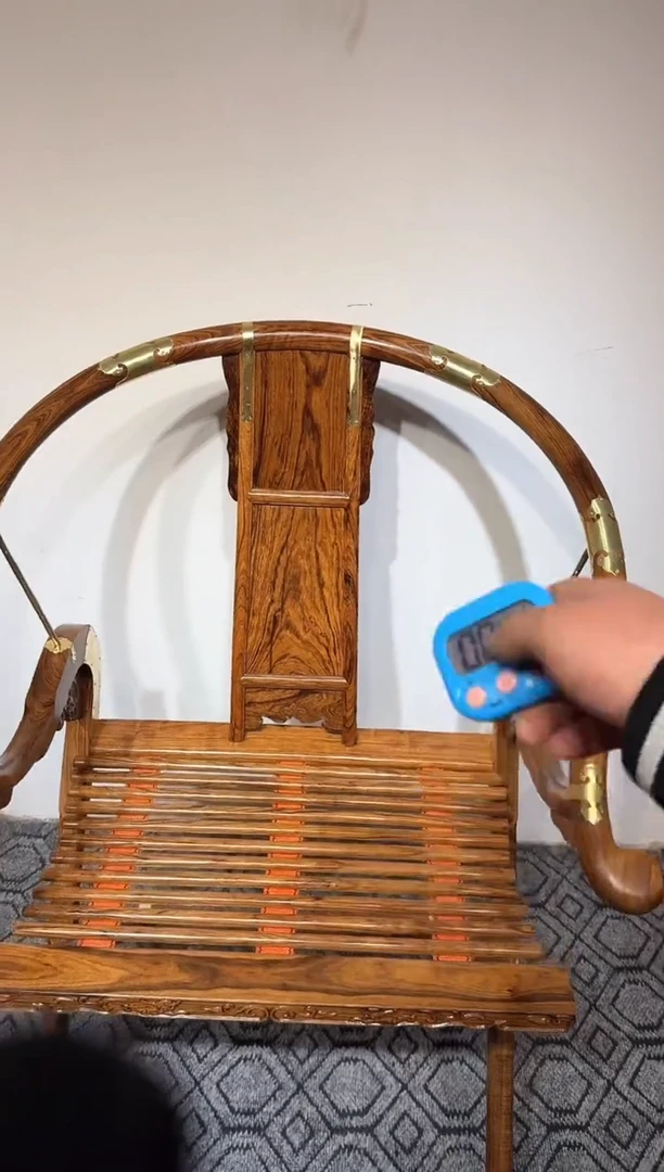 【闪购商品】贡木木雕111111111111