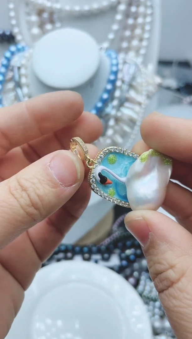 【闪购商品】淡水珍珠颈饰钛钢19