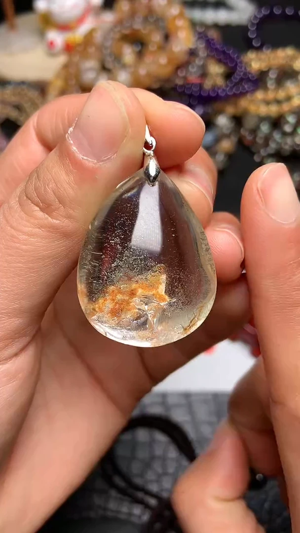 【闪购商品】水晶吊坠(赠链)未镶嵌48