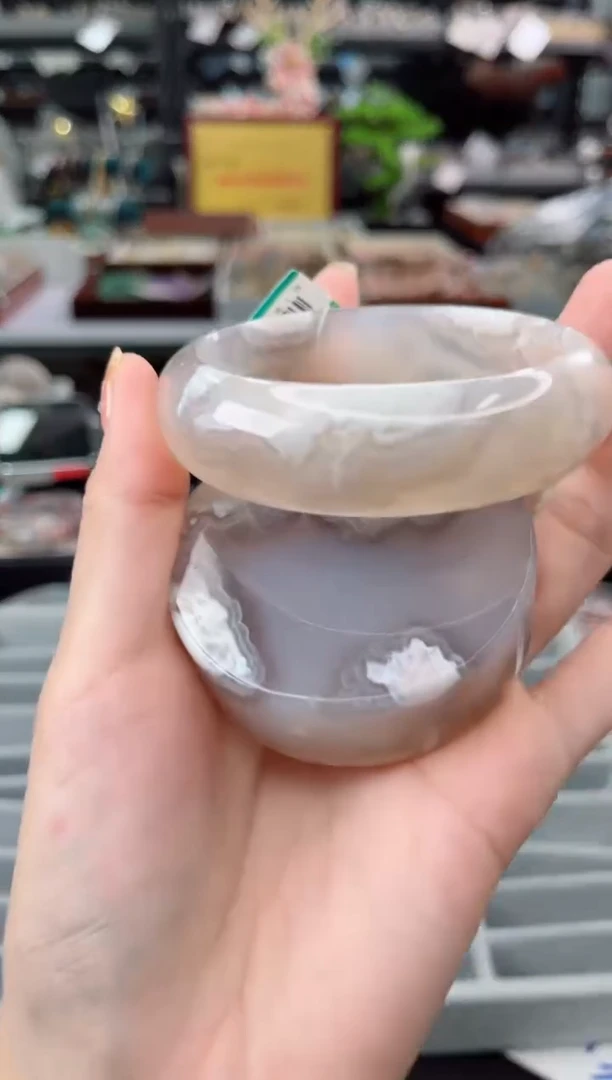 【闪购商品】石英质玉手镯未镶嵌61圈口（赠品镯心）1681278