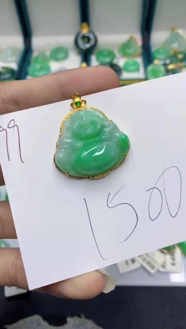 【闪购商品】翡翠颈饰18K金镶嵌翡翠