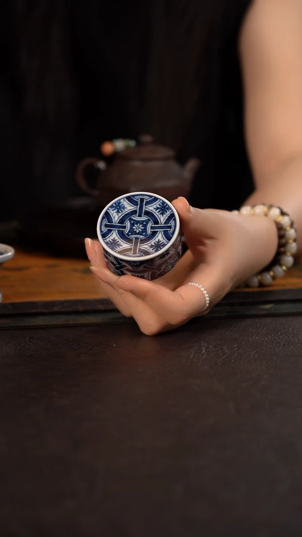 研山琢器锁子甲纹小盖置