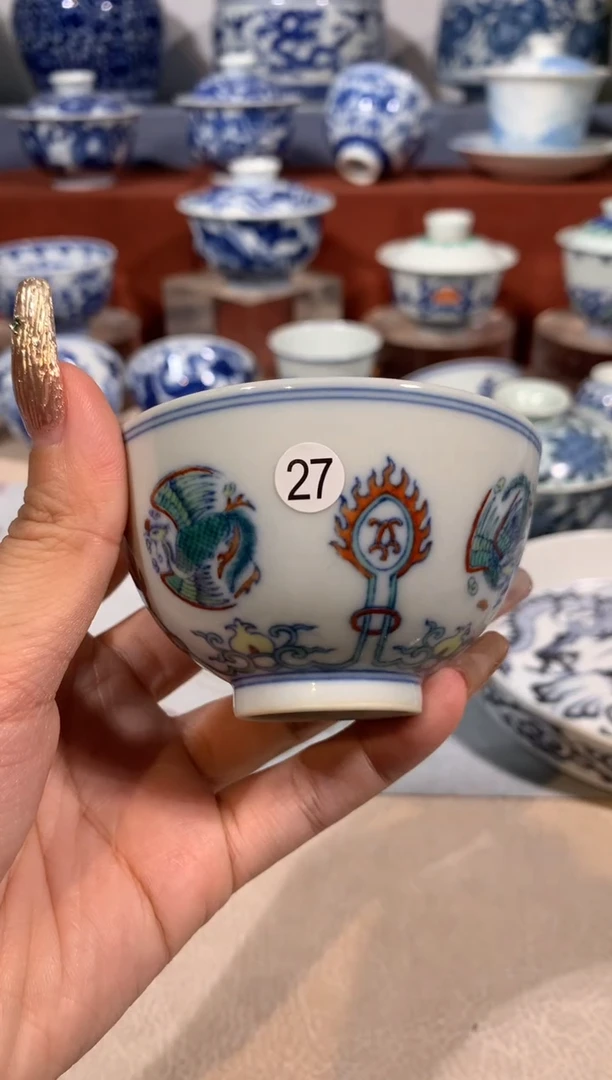 【闪购商品】摆件27斗彩团凤鸡心杯