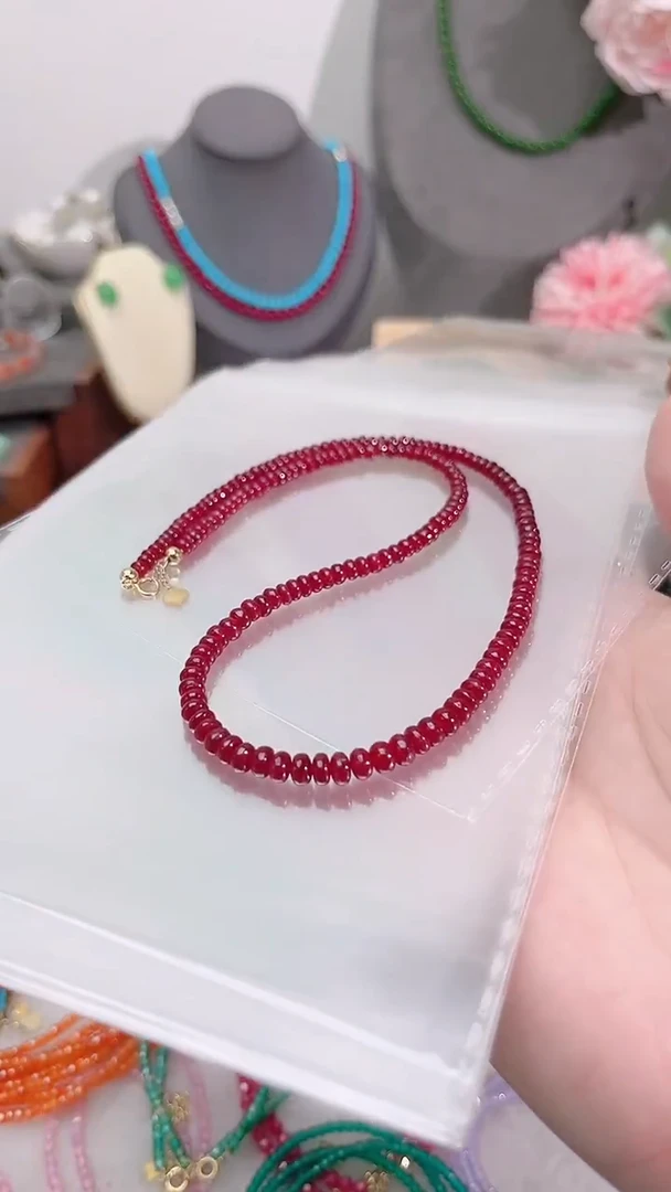 颈饰18K金镶嵌红宝石算盘3900