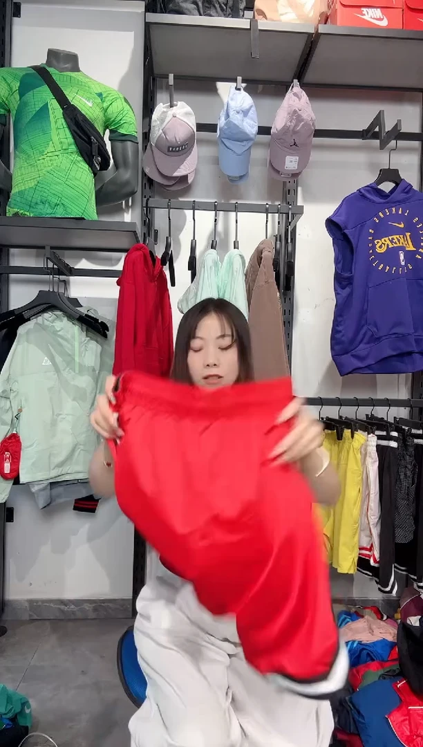 1611编码 瑕疵款直播间过款为准 尺码