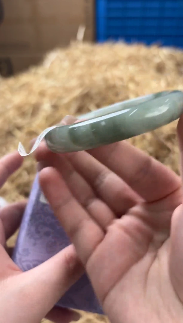 未镶嵌手镯石英质玉T-1252