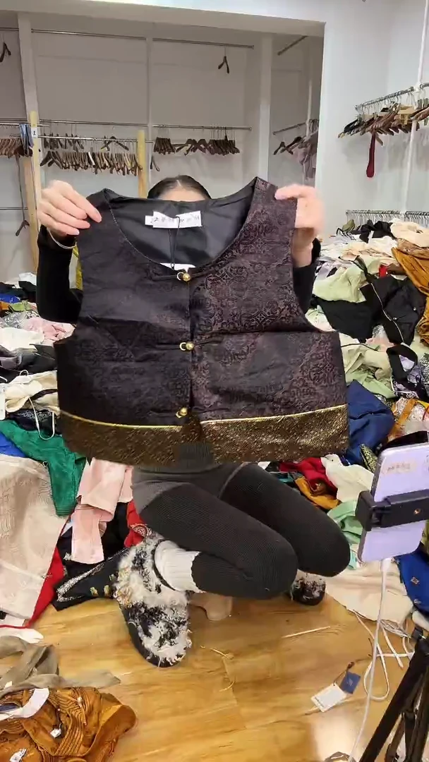 L码        105-115斤    马甲