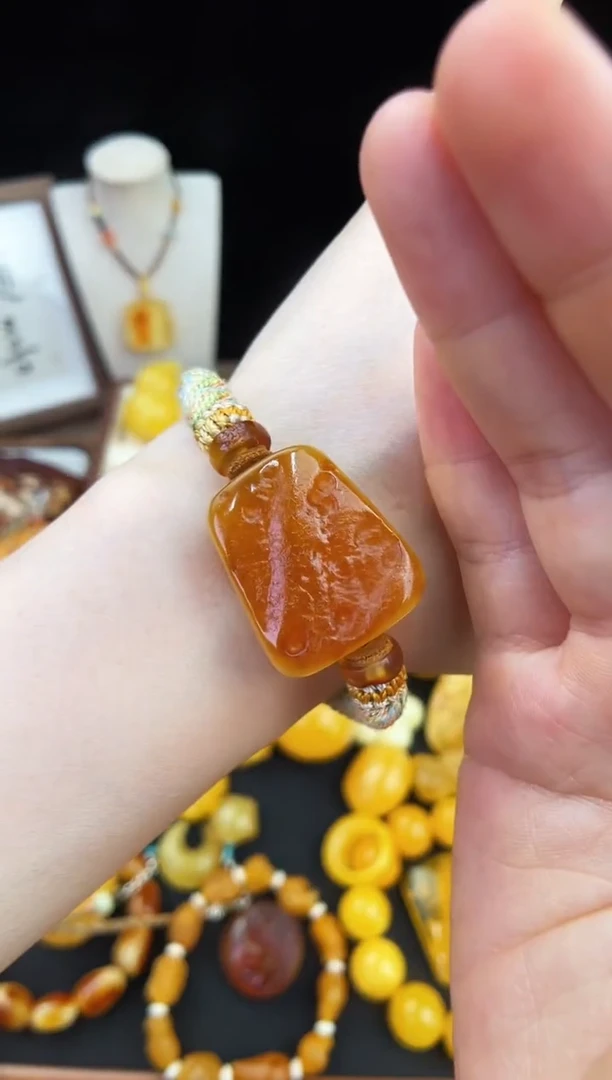 琥珀未镶嵌珠宝奇石柒月