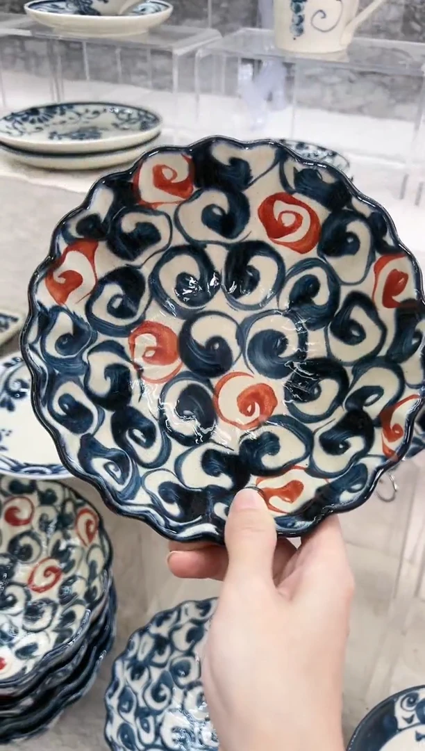 陶宗山窑花边煮物钵18cm-赤绘旋涡